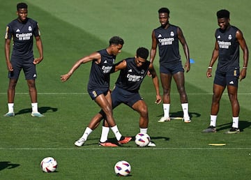 Real Madrid completed their final pre-game session at Valdebebas.