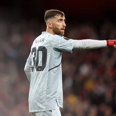 Matt Turner, con mejores números que Claudio Bravo y David De Gea en Europa League