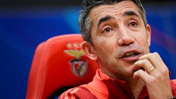 Benfica's coach Bruno Lage attends a press conference on the eve of their UEFA Champions League football match against FC Barcelona at the Benfica Campus in Seixal, on the outskirts of Lisbon, on January 20, 2025. (Photo by FILIPE AMORIM / AFP)