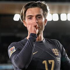 Inglaterra amaina el temporal