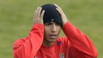 <strong>FELIZ.</strong> Agüero se mostró feliz de ser jugador del Atlético de Madrid.