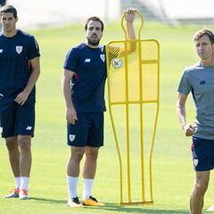 Beñat: "Estoy muy feliz en el Athletic, muy a gusto"