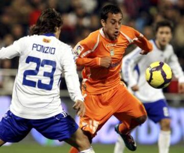 El primer equipo de Orellana en España fue el Xerez, donde llegó el 2009 con 23 años.