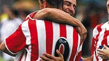 <B>NADIE PUDO PARARLE</B>. Torres fue la estrella del partido que enfrento en Burgo de Osma a Atlético y Osasuna.