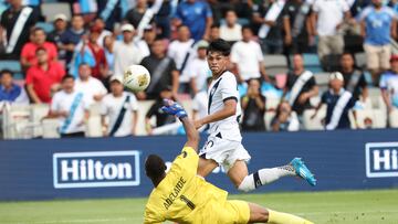 Olger Escobar, joven de 18 años de edad, nacido en los Estados Unidos, dio chispas de calidad para guiar a Guatemala a los Cuartos de Final de la Copa Oro.