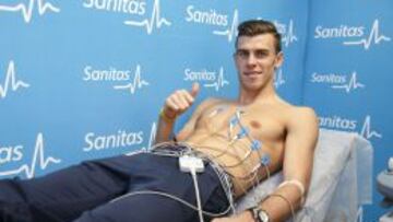 Gareth Bale, en el reconocimiento médico cuando fichó por el Madrid.