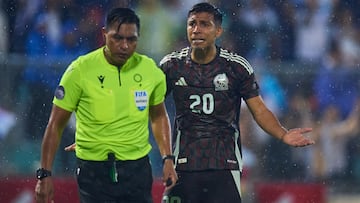 Referee Walter Lopez and Angel Speulveda of Mexico during the Quarterfinals first leg match between Honduras and Mexican National Team (Mexico) as part of the Concacaf Nations League 2024-2025 at Francisco Morazan Stadium on November 15, 2024 in San Pedro Sula, Honduras.