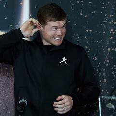 ¿Cuántas veces ha peleado Canelo Álvarez fuera de Estados Unidos?