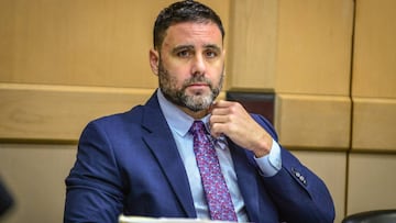 El hispano-estadounidense Pablo Ibar asiste a la fase oral del cuarto juicio al que es sometido, en el tribunal del condado Broward, en Fort Lauderdale, Florida (EE.UU.). 