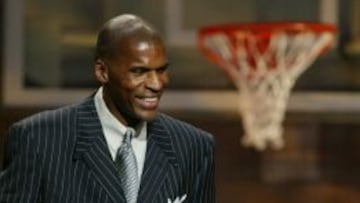 Robert Parish entr&oacute; en el Hall of Fame en 2003.