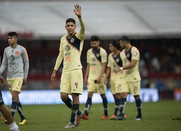 Un nombre que pareciera tiene muchos años en la Liga MX, pero no. Con apenas 20 años de edad, Edson Álvarez tiene experiencia mundialista y en la Liga MX. Tras la Copa del Mundo de Rusia está intentando hacerse de un lugar en el once titular de Miguel Herrera, misión que no será sencilla por la competencia que hay en el plantel. 