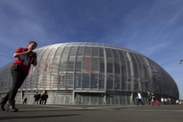 Stade Pierre Mauroy (Lille). Capacidad UEFA: 50.000.