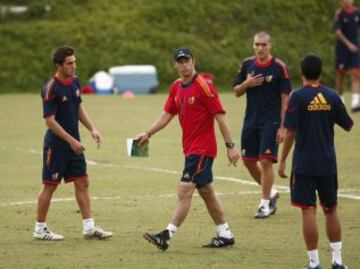 También entrenó a la Selección Sub-20 entre 2011 y 2014.