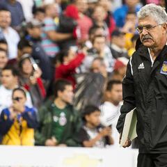 'Tuca' Ferretti vuelve a explotar, ahora contra un aficionado