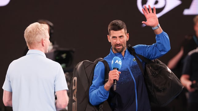 Djokovic corre enfadado hacia un nuevo duelo con Alcaraz