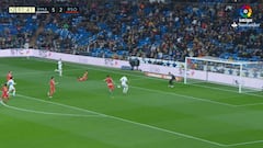 El Bernabéu estalló contra Benzema tras fallar esta ocasión