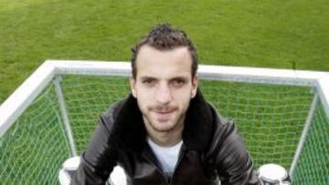 MALEFICIO. Soldado lleva nueve partidos y ning&uacute;n gol con el Zaragoza.