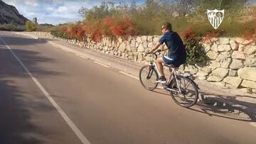 Lopetegui, en bici por Algorfa.