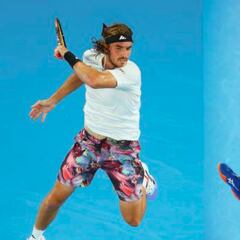 Djokovic y Tsitsipas se enfrentan por el título y el trono mundial