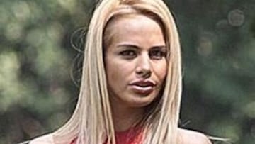 <b> ENAMORADOS. </b> "Me siento bien con Marcelo, el es un lindo chico", declaró Rocío Marengo, desde Buenos Aires, donde se encuentra veraneando, en declaraciones que difunde hoy la página electrónica del diario Las Ultimas Noticias.