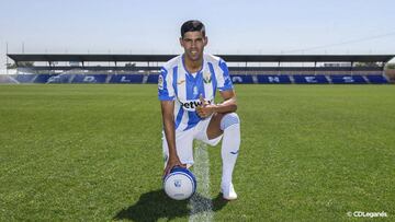 Juanfran, presentado con el Leganés.
