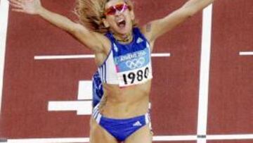 <b>NUEVO POSITIVO.</b> La atleta griega Fani Halkia, oro olímpico en 400 metros vallas en las Juegos de Atenas 2004, ha dado positivo en un control antidopaje y ha abandonado ya la villa olímpica en Pekín.