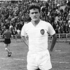 Adiós a Roberto Gil, la imagen del hombre de club