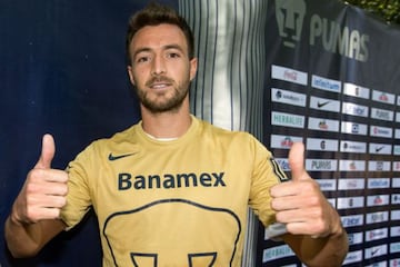 En 2014 fichó por Pumas desde Rosario Central. Debido a las lesiones no demostró su valía y sólo disputó seis partidos.