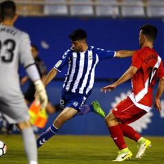 El Lorca gana y el filial del Sevilla se queda con el farolillo rojo