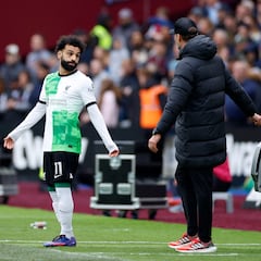 What did Liverpool coach Jürgen Klopp and Mohamed Salah say about their touchline argument?