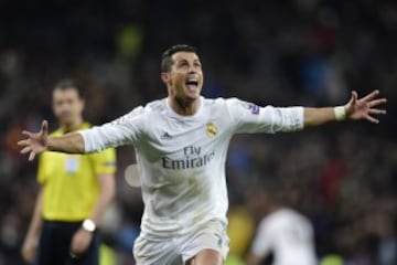 Cristiano Ronaldo fichó en Junio de 2009 por el Real Madrid; fue presentado en el Santiago Bernabéu ante unas 80 000 personas.