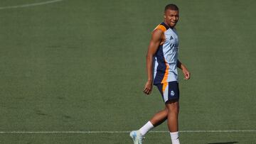 El Madrid buscará sus primeros tres puntos del campeonato durante el debut de Mbappé en el Bernabéu.