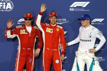 Sebastian Vettel junto a Raikkonen y Bottas en el pódium.