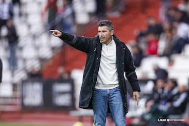 El Málaga de Funes coge vuelo a golpe de montaña rusa