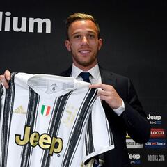 Arthur da un giro a su futuro