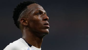 Yerry Mina podría regresar la próxima semana a los entrenamientos