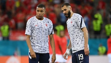 Mbappé y Benzema, con Francia.