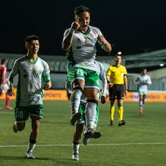 Dos regalos sepultaron la apuesta de Ortiz: noche amarga para Colo Colo en el sur de Chile