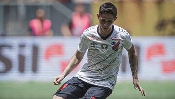 El brasileño Khellven Douglas, opción para el Granada