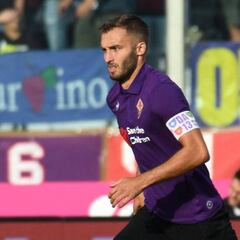 Pezzella se salta las normas de la Serie A para homenajear a Astori