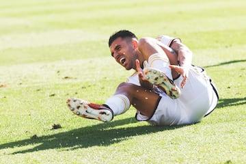 Ceballos se duele tras una entrada en Gran Canaria.