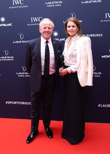 El exjugador de rugby neozelandés Sean Fitzpatrick y su pareja.