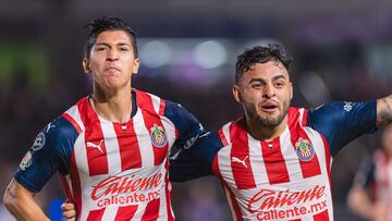 Chivas presentó su tercer uniforme y recibe críticas de su afición