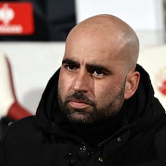 Giráldez: “Fer López no es Maradona”