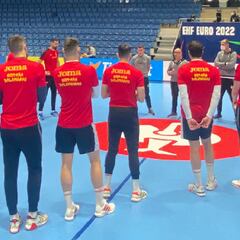 Todos contra una España que aspira al tercer título