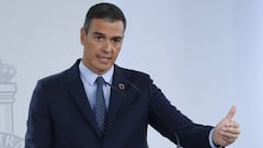 ¿Qué significa el pin que lleva Pedro Sánchez en su chaqueta?