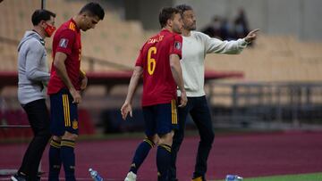 Canales, junto a Luis Enrique.