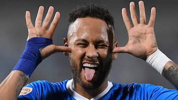 Neymar celebra un gol con Al Hilal.