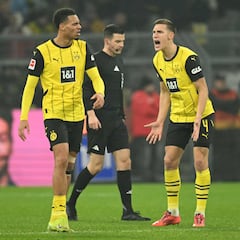 Bruun Larsen prolonga la agonía del Dortmund