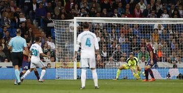 2-0. Marco Asensio scores the second goal.